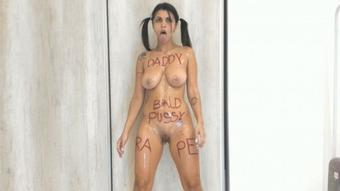 Nicolebelle Fuck My Bald Pussy Daddy (NicoleBelle)
