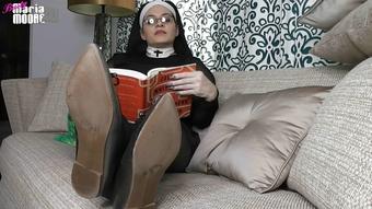 Sister And The Priest Who Loves Feet (Maria Moore)