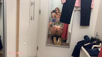 Fucking in public changing rooms (Angel_Long)