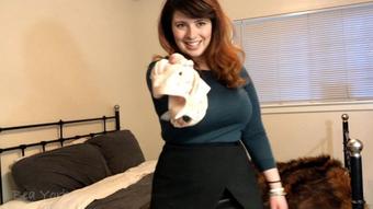 Bea York Caught Roommate Playing With My Panties (Bea York)
