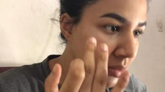 STANDARD VER hiccups while apply make up - October 22, 2022 (Colombianbigass)