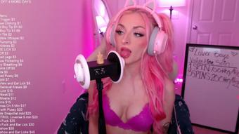 Nude Ear Licking Ear Massage (boudoirbunny)