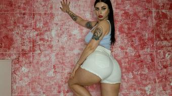 Pet cuckie zombie part 1 (Alpha Diva Alexandra)