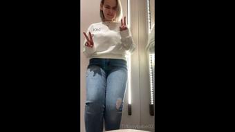 CHANGING ROOMS FUN AND ORGASMS XXX (Tiffanybabe01)