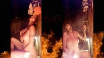 TORCH SHOWER SMASH (Stormi Winters)