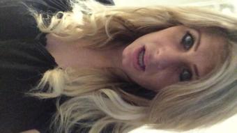 Ashleighmck Ashleigh Opens Her Pussy And Pisses For (Ashleighmck)