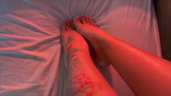 Foot massage (Jessica Alvarez)