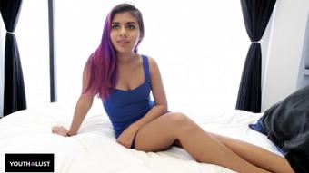 Emma receives amazing facial in audition - January 06, 2018 (YouthLust)