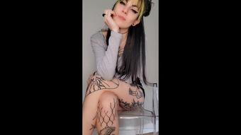 Cuck you while I toy with your wife - February 05, 2025 (Prettyinpunk92)