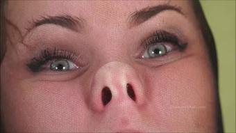 Amber's Pantyhose Nose Show 03 (Custom Fetish)