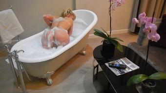 Pretty Blonde Teen Fucked in the Bath (TIFFANY SNOW XXX)