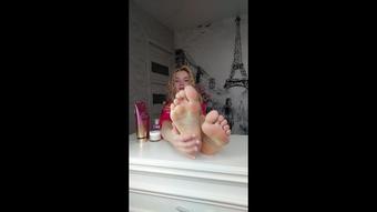 Consider my feet a luxury in your life - August 17, 2023 (ourprincessaurora)