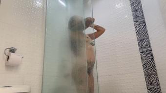 In the shower with dad (Jessica Alvarez)