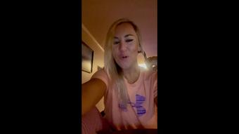 BLOWING BIG LOUD BURPEES IN YOUR SILLY FACE (TABOOTHA_QUEENx)