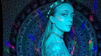 Glitter Transformation (Riley Cyriis)