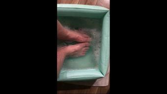 Embermae Maes Pedicure Foot Routine (embermae)