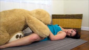 Misswhitneymorgan Dakota Charms Really Loves Mr Bear (MissWhitneyMorgan)