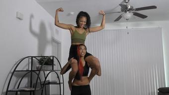 Sexy Lovers lifting (Alexis Rain)