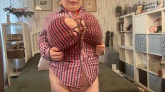 Gooner slave gets to have fun (RoxanneMiller)