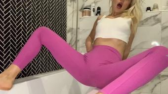 Alexagrey P– In My Leggings (AlexaGrey)