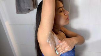 Washing My Itchy Armpits Custom Vid (MiaTeen)