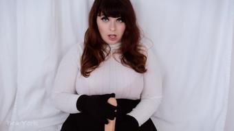 Knit Gloves Handjob Pt. 2 - October 06, 2020 (Bea York)
