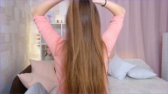 Brushing my long long hair - Nov 28, 2020 (Alyssa_Smit)