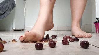 DELETING SOON Stomping grapes with my feet (FreakyFiona)