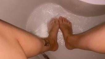 my feets in shower - Jan 20, 2022 (Michelle_Reid)