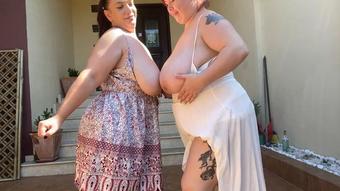 Bouncing boobs with Sweetheart Mia (RoxanneMiller)