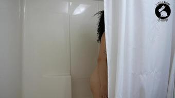 Watching Your Sister Pee (LittleBunnyB)
