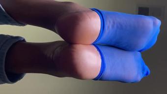Blue Nylon Footstool Pov (Pink Foxx)