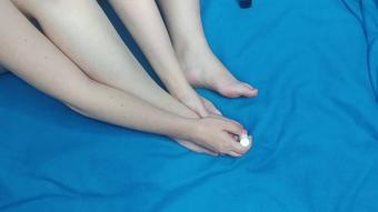 Angelic Jada Painting My Toes Amp Lotioning My Feet (Angelic Jada)