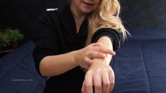 Julie's Sexy, Hairy Arm Show (Custom Fetish)