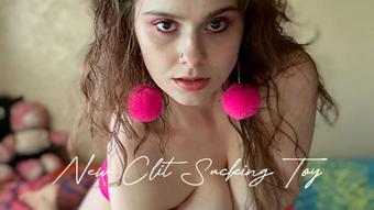 New Clit Sucking Toy (desiwoods420)