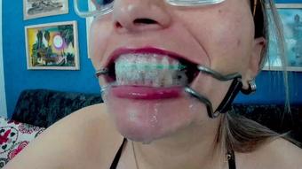 Saliva Connoisseur: Saliva Sloppy Gags (Coconutsex)