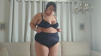 BBW Twerking Jiggling Lingerie Strip (VMVideo)
