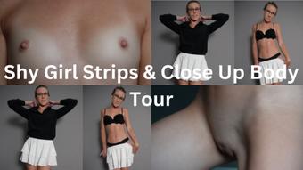 Shy Girl Strips & Close Up Body Tour (keeks_3005)