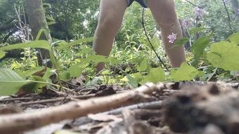 Mila_Maexo_Pee-In-The-Woods-Twice (Mila MaeXO)
