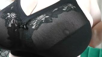 He Likes My New Bra (Maria Moore)