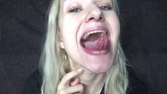 Mouth Exam (Goddess Vanessa)