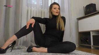 Unworthy to jerk off for Pussy (Honey Barefeet)