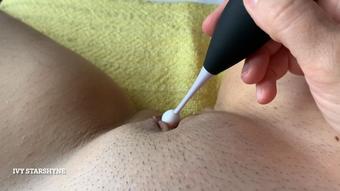 Shaved Pussy Cum - Apr 21, 2022 (IvyStarshyne)
