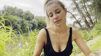 Cool blowjob in nature (SweetBlondyVi)