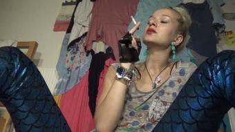 Friend to Ashtray DOMINATRIX (Goddess Vanessa)