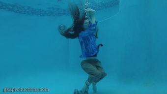 Katy Faery - Cuffed Underwater Struggle (Ginary)