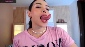 long tongue and exotic saliva (Melted_Chocolate)