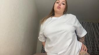 Slide my panties and let me ride your hard cock (wow_adele)