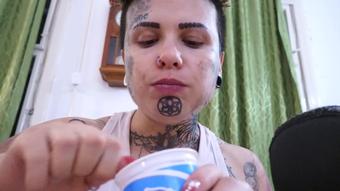 Gymbabe The Homeless I Eat Till I Feel Sick (GymBabe)