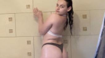 Teen Shower masturbation (Tiffanybabe01)